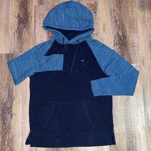 Hollister Hooded Long Sleeve/Hoodie